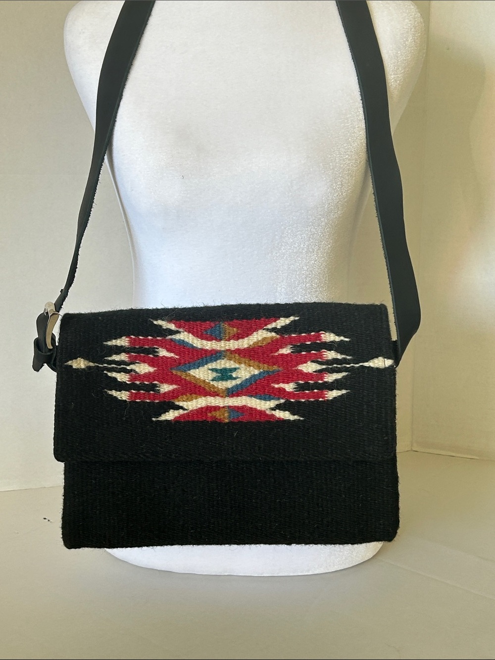 EL PASO SADDLE BLANKET CO CHIMAYO-STYLE BLACK WOOL VERY COLORFUL CROSSBODY BAG